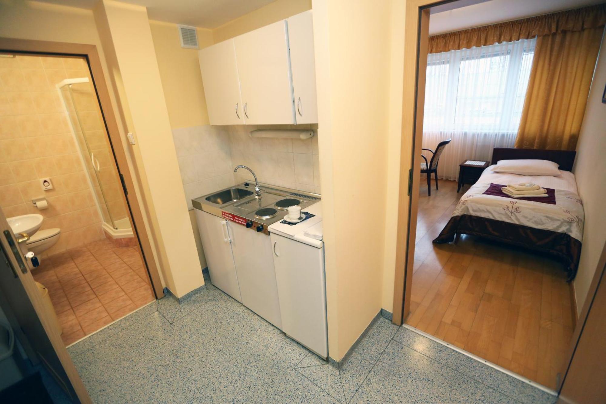 Hotel Uniwersytecki Stary Toruń Eksteriør billede